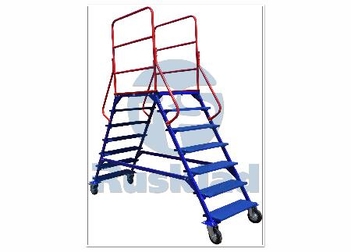 Лестницы передвижные, шесть ступеней и два лестничных марша ЛР-6.2